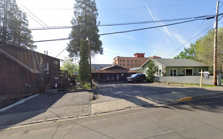 286669 lawyer josh moreing 768x480