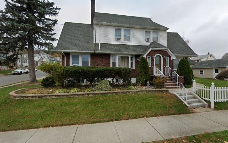 286734 lawyer referral services 768x480