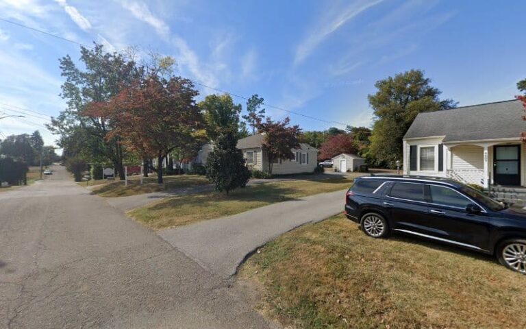 286878 lay baugh law 768x480