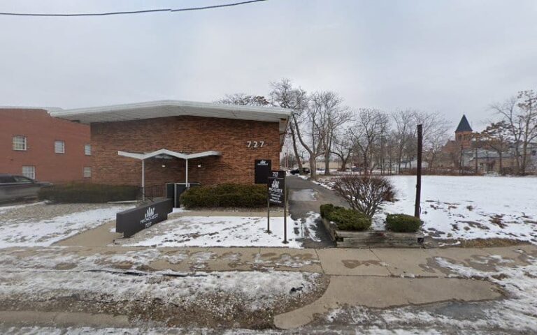 286952 lazar dennis r 768x480