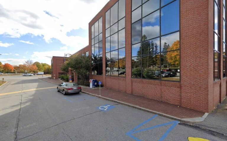 287104 le blanc sans 768x480