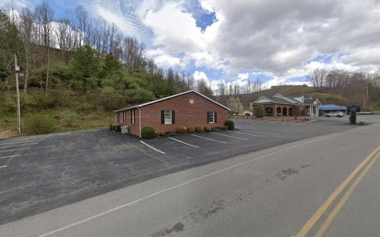 287675 lee phipps pc 768x480