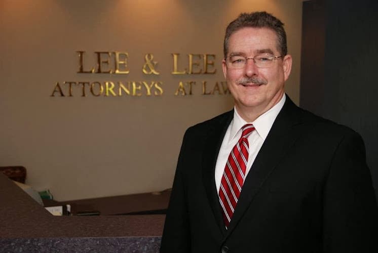 287707 lee and lee attorneys