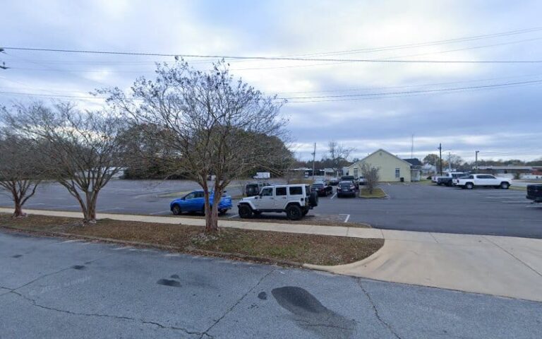 287754 lee county district attorney child 768x480