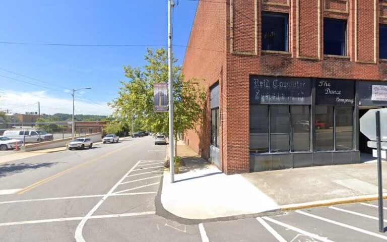 287925 lee michael r 768x480