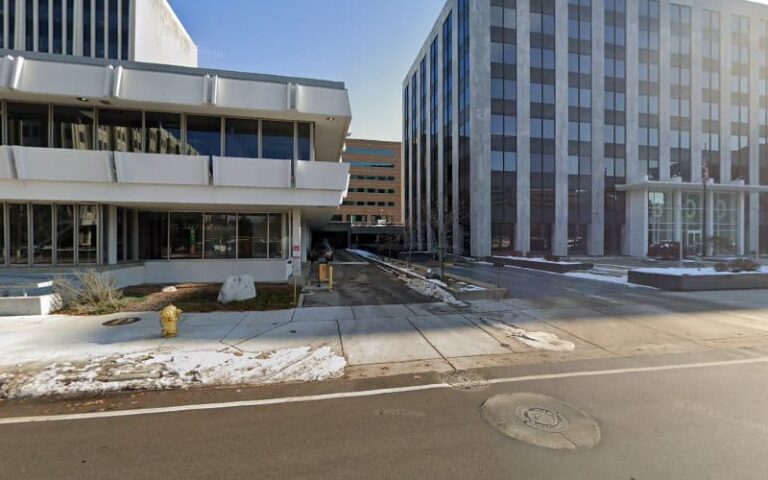 287994 lee t. silver 768x480