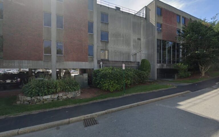 288014 lee myers oconnell 8211 wellesley 768x480