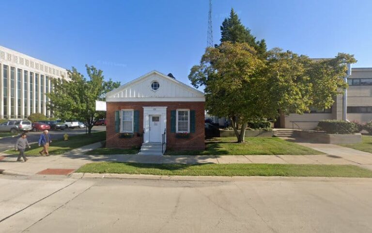 288528 legal aid of western michigan 768x480