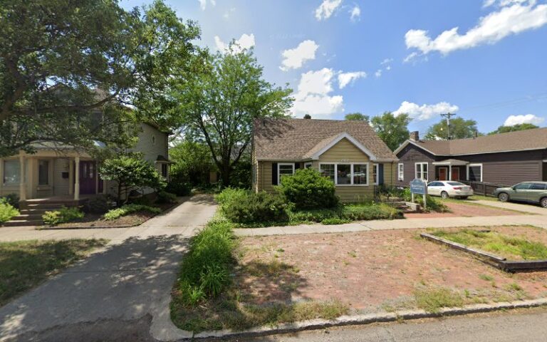 289783 lenyo mark 768x480