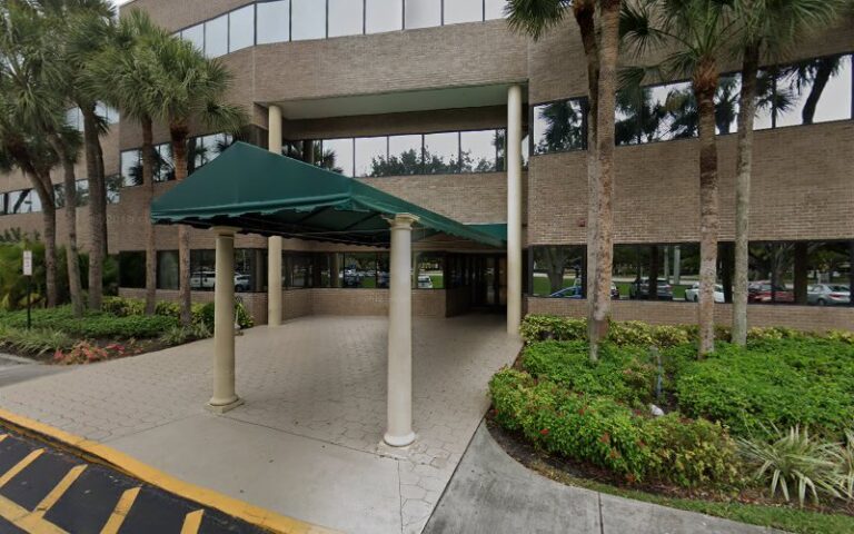 290353 les s kushner pa 768x480