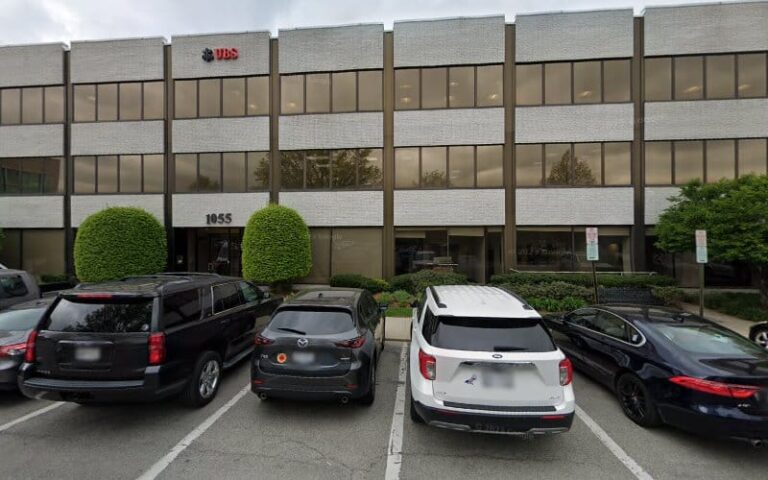 290873 levin barry 768x480