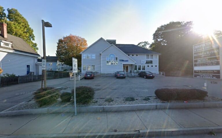 291026 levine roger l 768x480