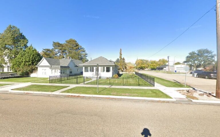 291293 lew gary h 768x480