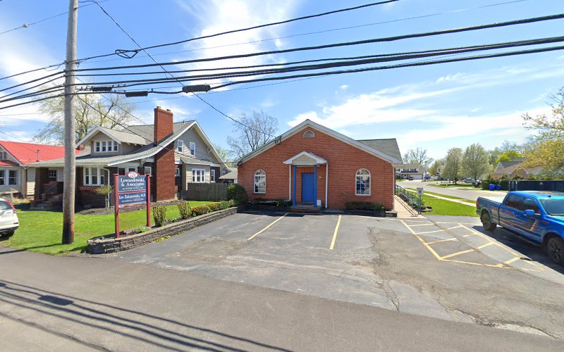 291299 lewandowski associates