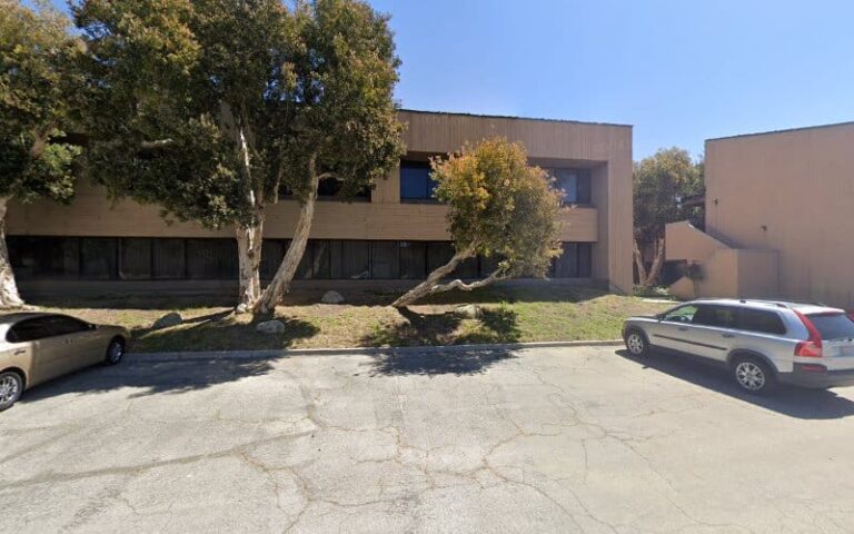 291548 lewis de jon r 768x480