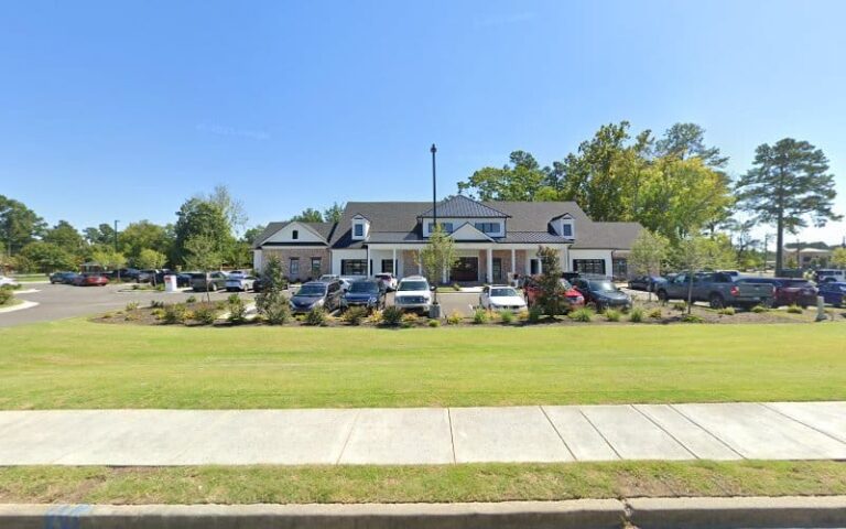 291602 lewis john mb 768x480