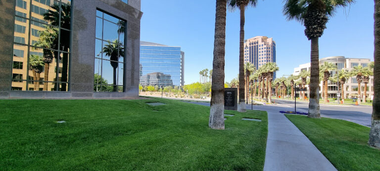 291718 lewis roca 768x346