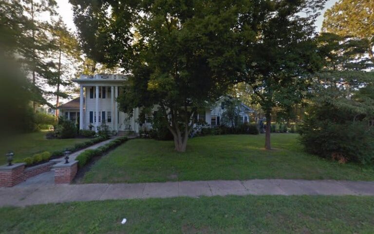 292176 lichtenstein robin 768x480