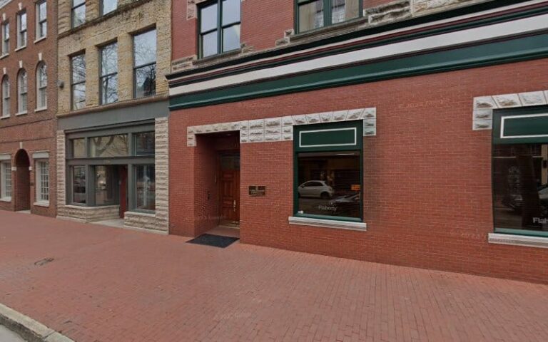 292697 lilly emily l 768x480