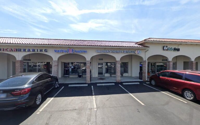 293164 lindsay john 768x480