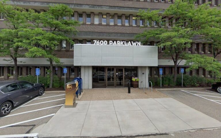 293272 lindstrom law offices 768x480