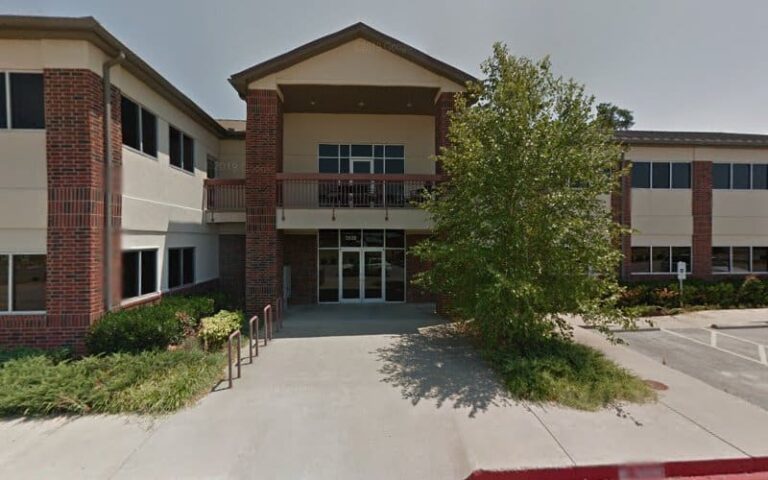 293694 lisa dennis attorney 768x480