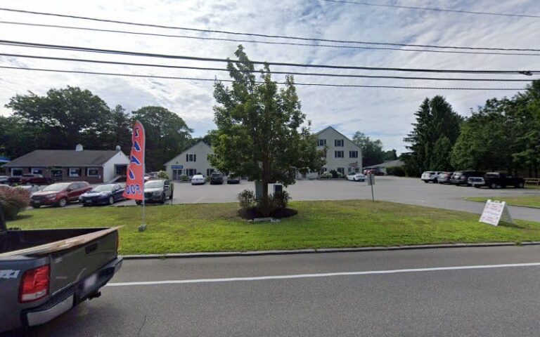 293700 lisa e roche law offices 768x480