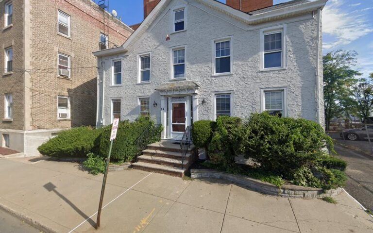 294736 loccke correia schlager 768x480