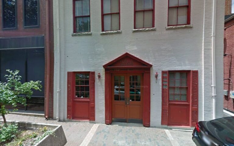 294933 loflin loflin 768x480