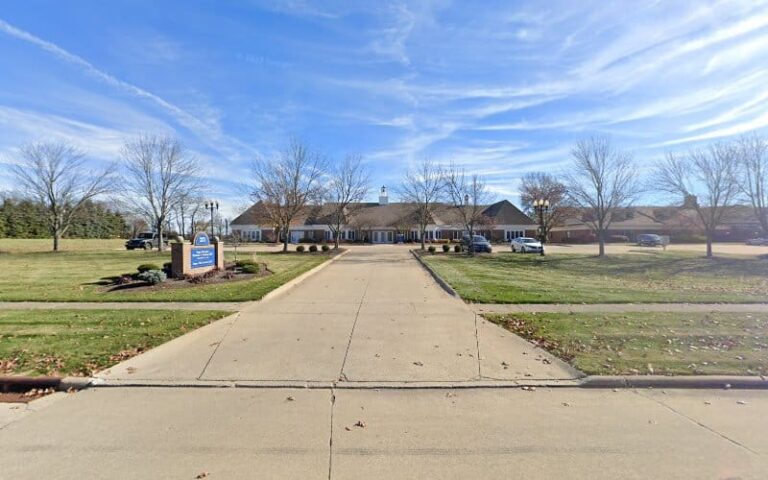 295046 logee hostetler stutzman 768x480