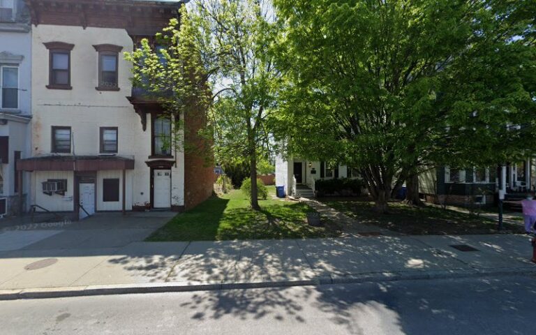 295384 long james e 768x480