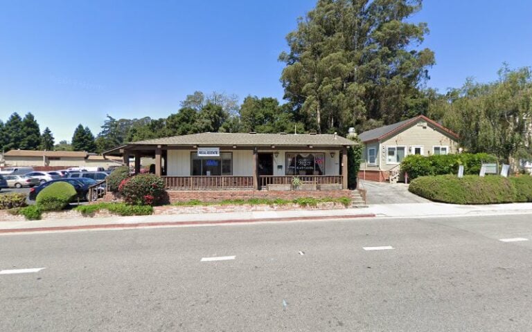 296042 lorie l robertson law office 768x480