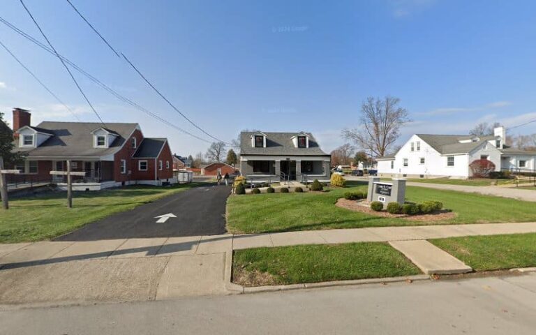 296046 lorie rakes attorney 768x480