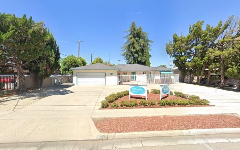 297484 lucero reuben g 768x480