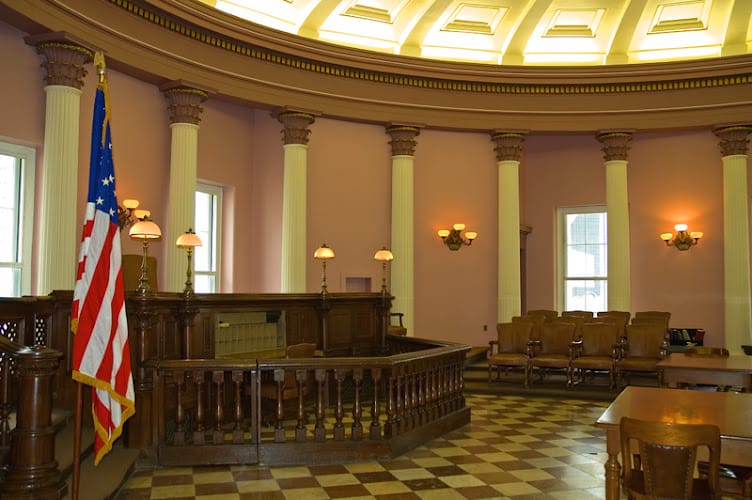 297645 luedke law group