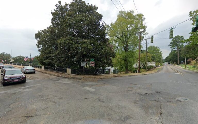 298060 luster john w 768x480