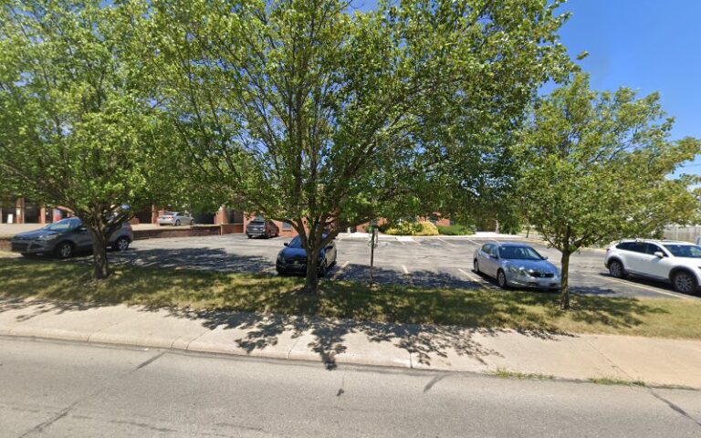 298126 lutz oxley 768x480