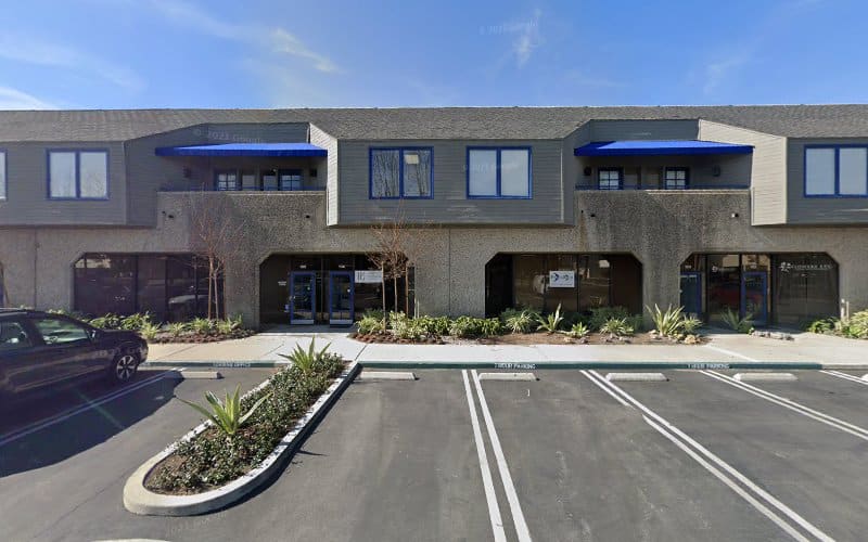 298302 lyly nguyen law office