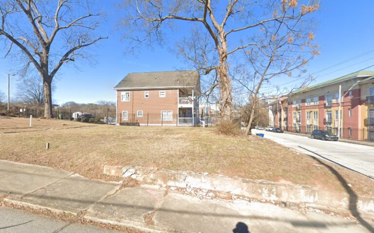 298371 lynch law group inc 768x480