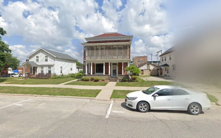 298375 lynch law office 768x480