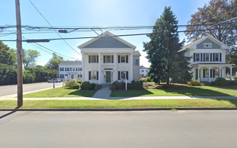 298408 lynch trembicki boynton 768x480