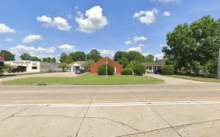 299459 mack sherman q 768x480