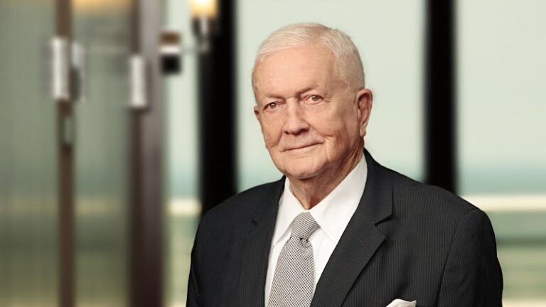 299575 maclin p. davis jr 768x432