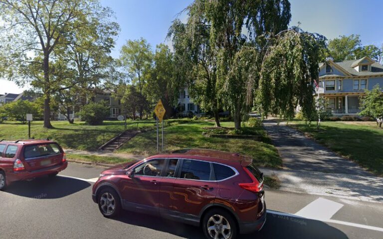 299837 mading thomas b 768x480