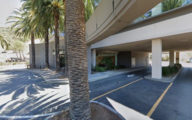 300771 malcolm ruthven 768x480