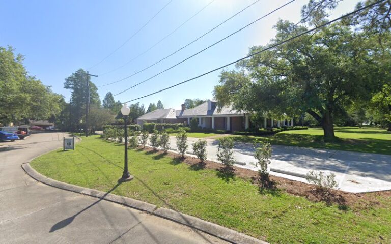 301231 manasseh gill knipe hipwell ian 768x480