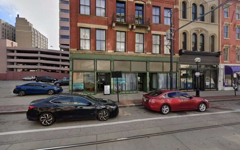 301434 manes m penny 768x480