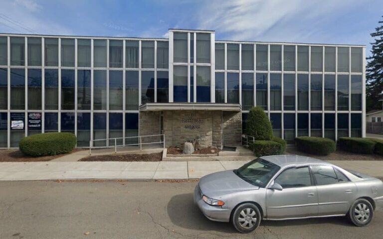 301486 mangan maureen a 768x480