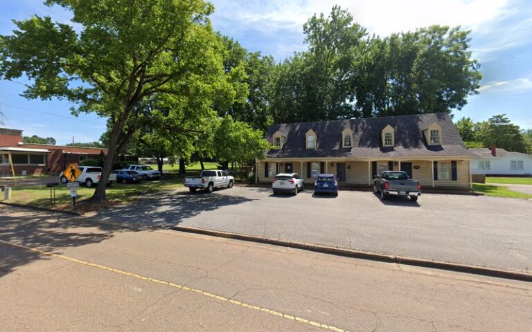 301670 mann jr pat h 768x480