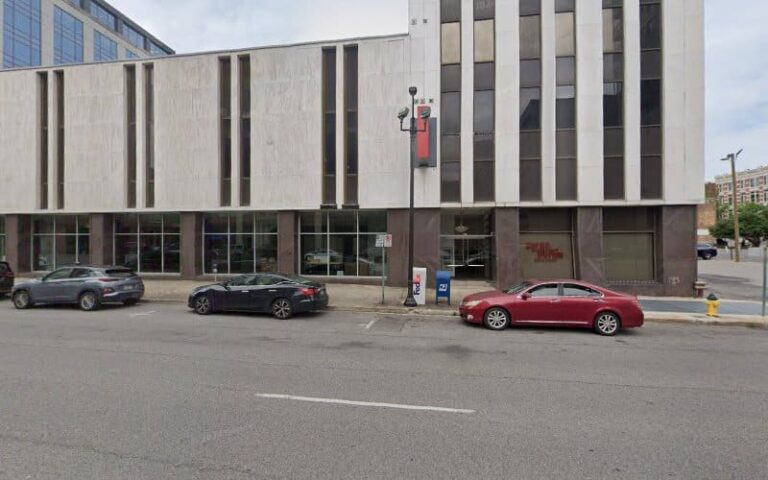 301672 mann larry 768x480